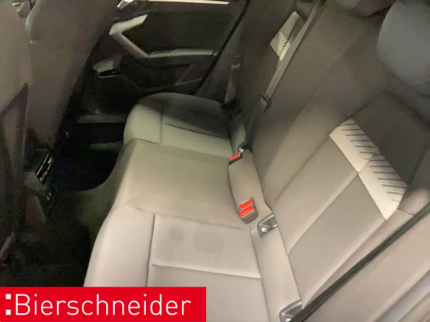 Bild über Audi A3 Sportback TFSI 110 kW S tronic - für weitere Informationen kontaktieren Sie den Audi Partner