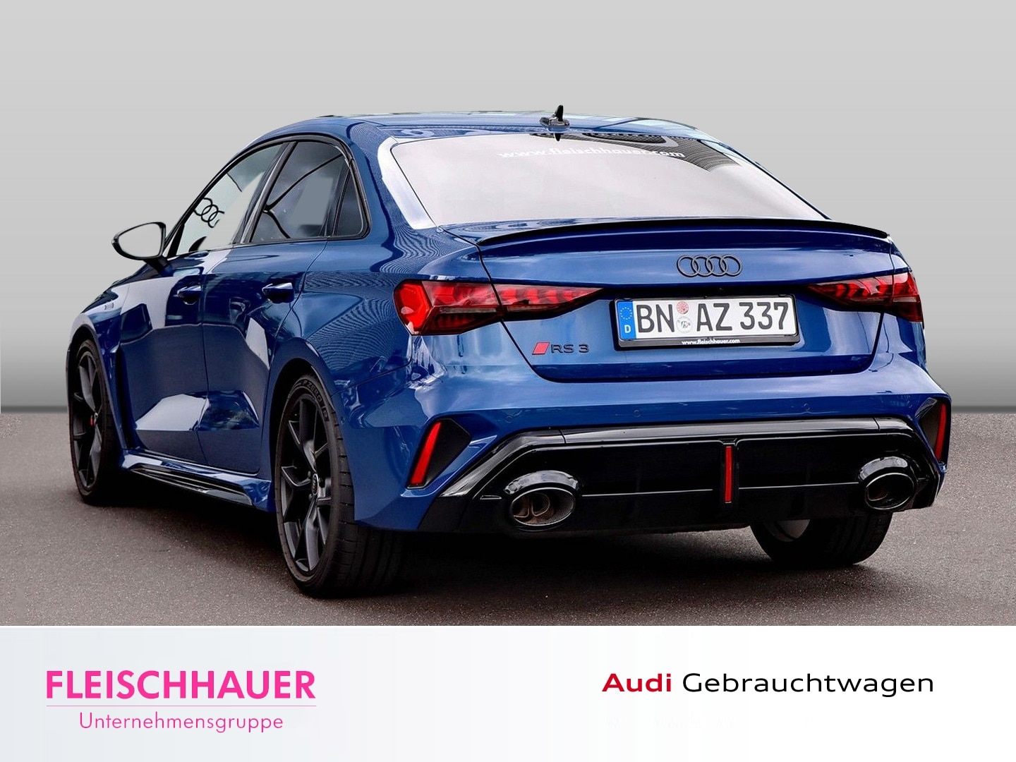 Bild über Audi RS 3 Limousine TFSI quattro 294 kW S tronic - für weitere Informationen kontaktieren Sie den Audi Partner