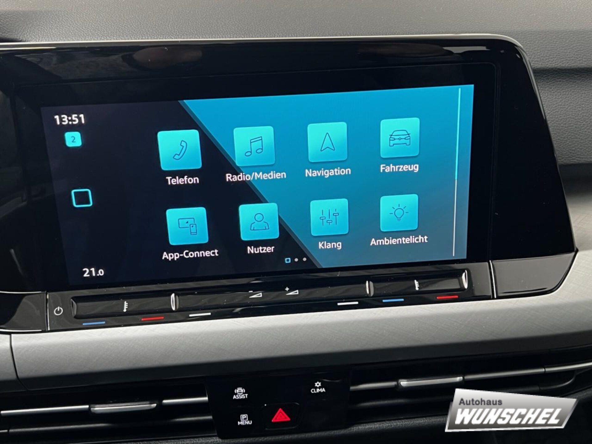 Volkswagen Golf Variant Life
