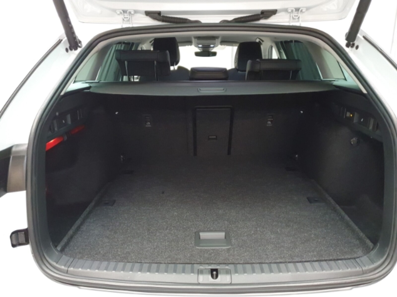 Škoda Octavia Combi – Bild 10
