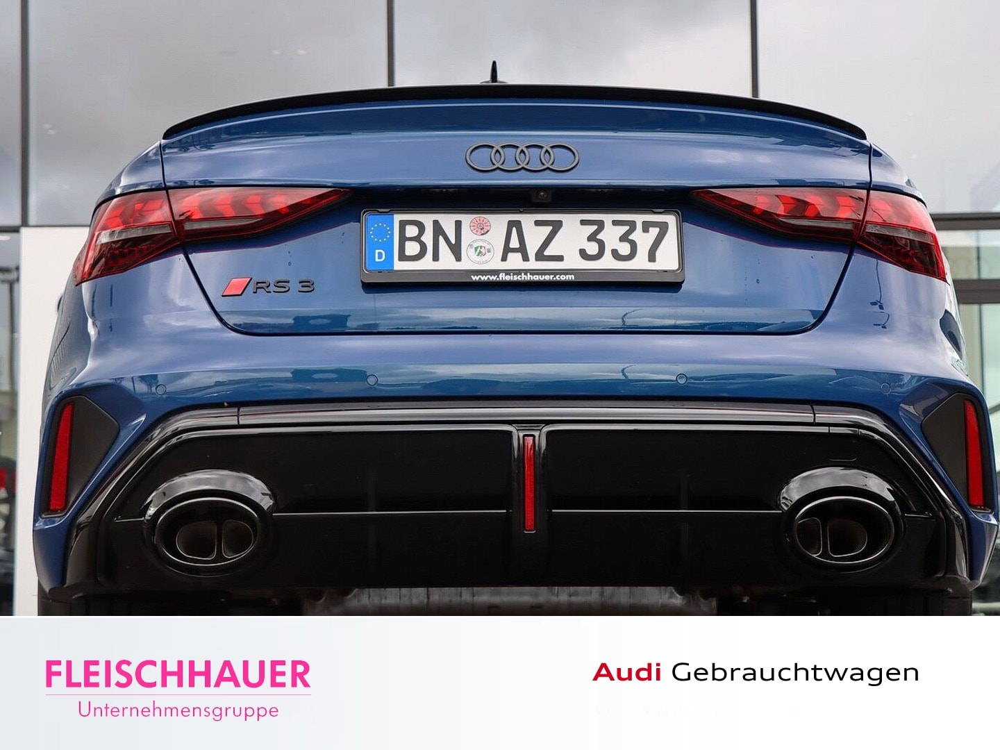 Bild über Audi RS 3 Limousine TFSI quattro 294 kW S tronic - für weitere Informationen kontaktieren Sie den Audi Partner
