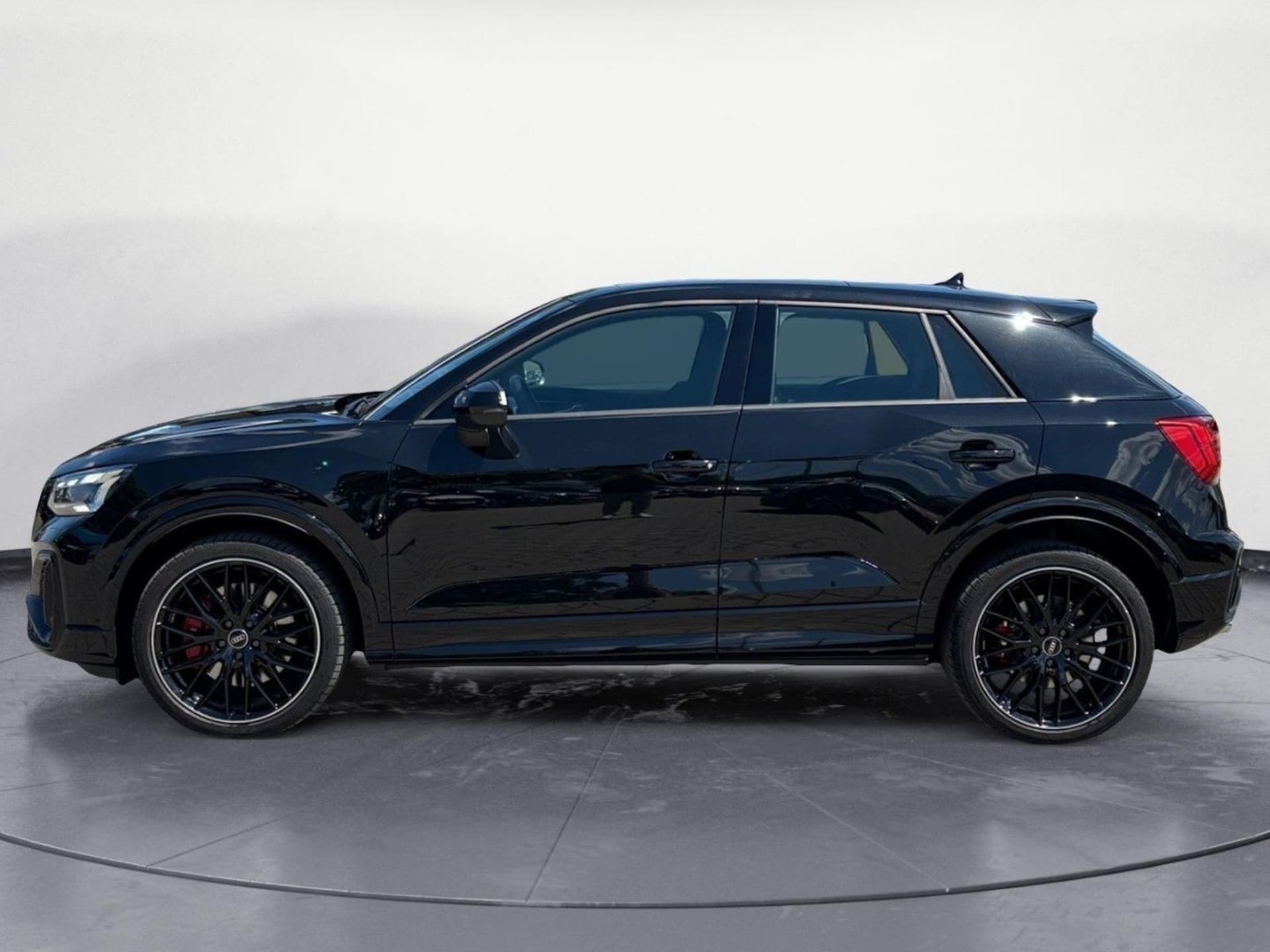 Audi SQ2