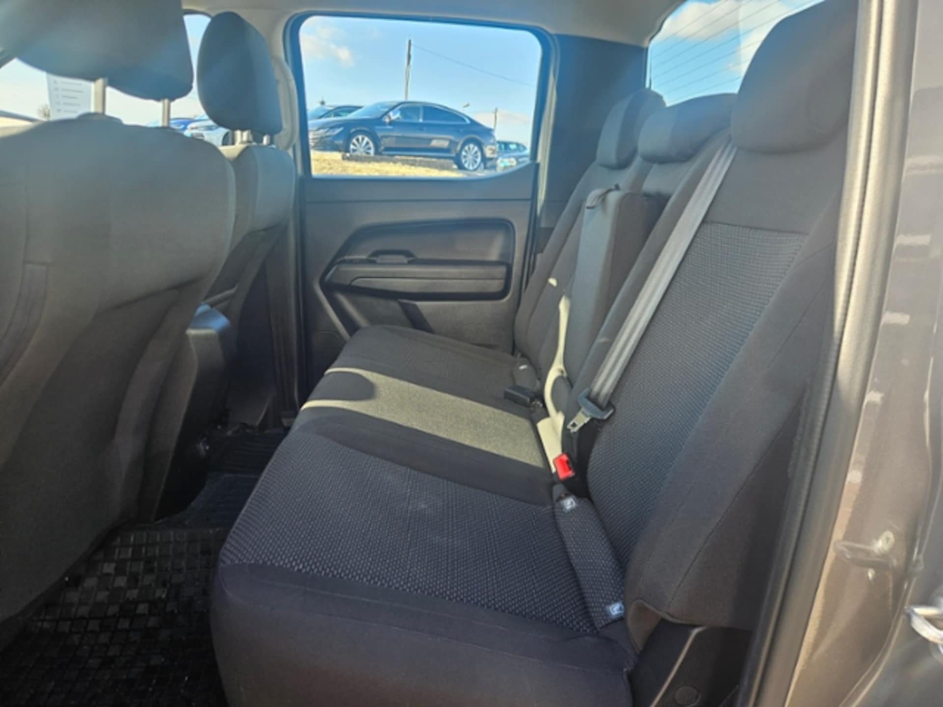 Volkswagen Amarok DoubleCab Basis-Modell