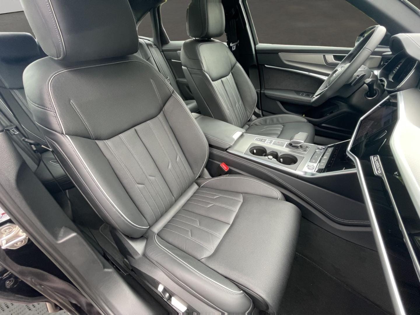 Bild über Audi A6 Limousine advanced 45 TFSI quattro S tronic - für weitere Informationen kontaktieren Sie den Audi Partner