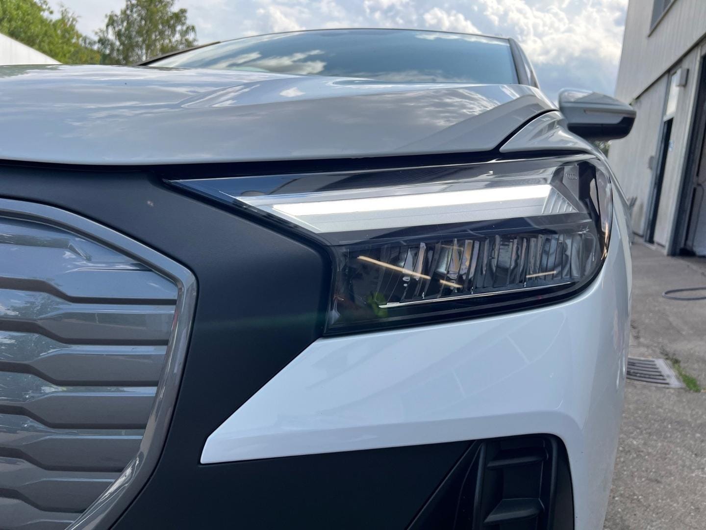 Bild über Audi Q4 e-tron 40 e-tron - für weitere Informationen kontaktieren Sie den Audi Partner