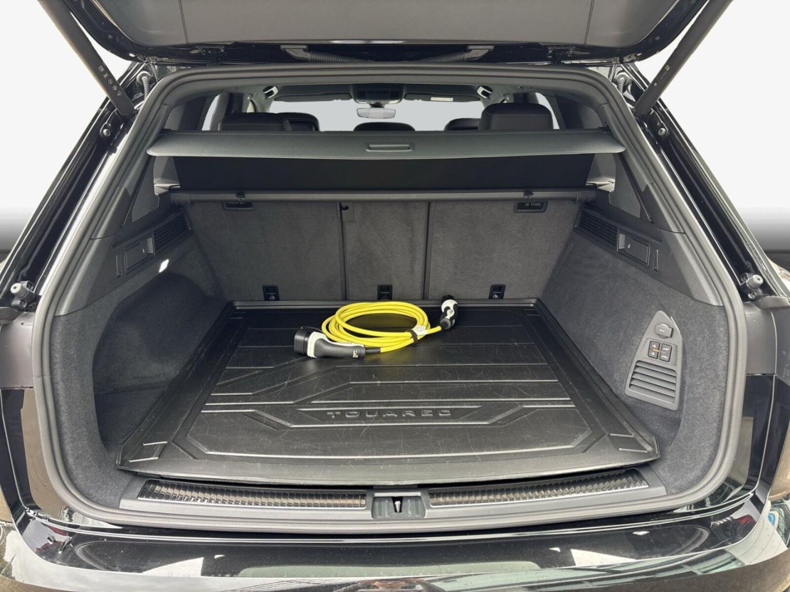 Volkswagen Touareg – Bild 8
