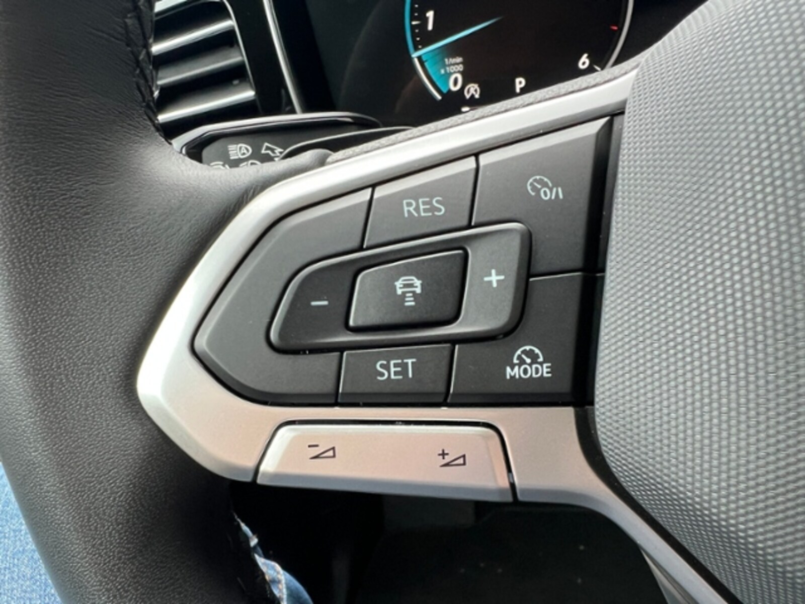 Volkswagen Touareg – Bild 22