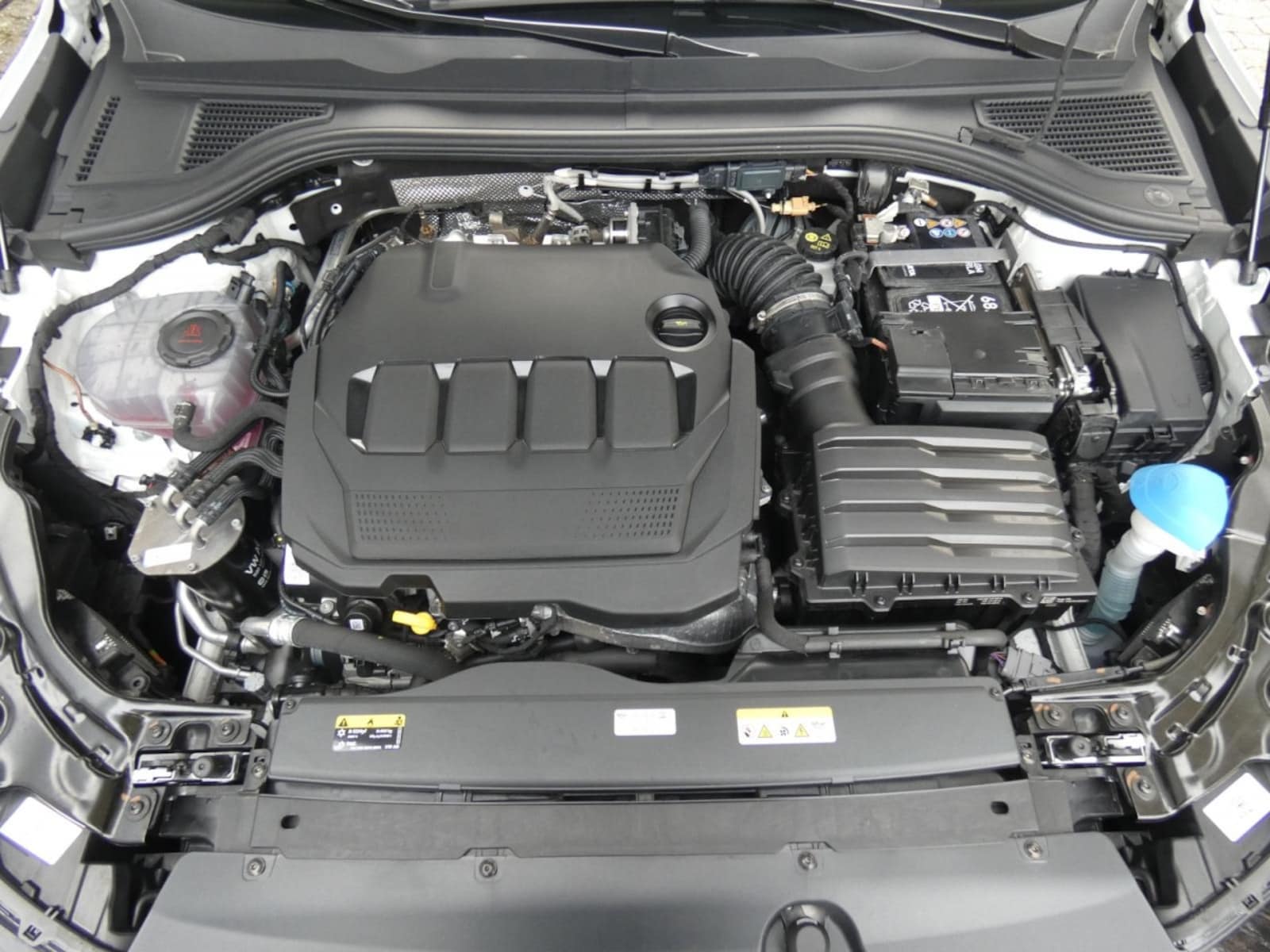 Volkswagen Passat – Bild 13
