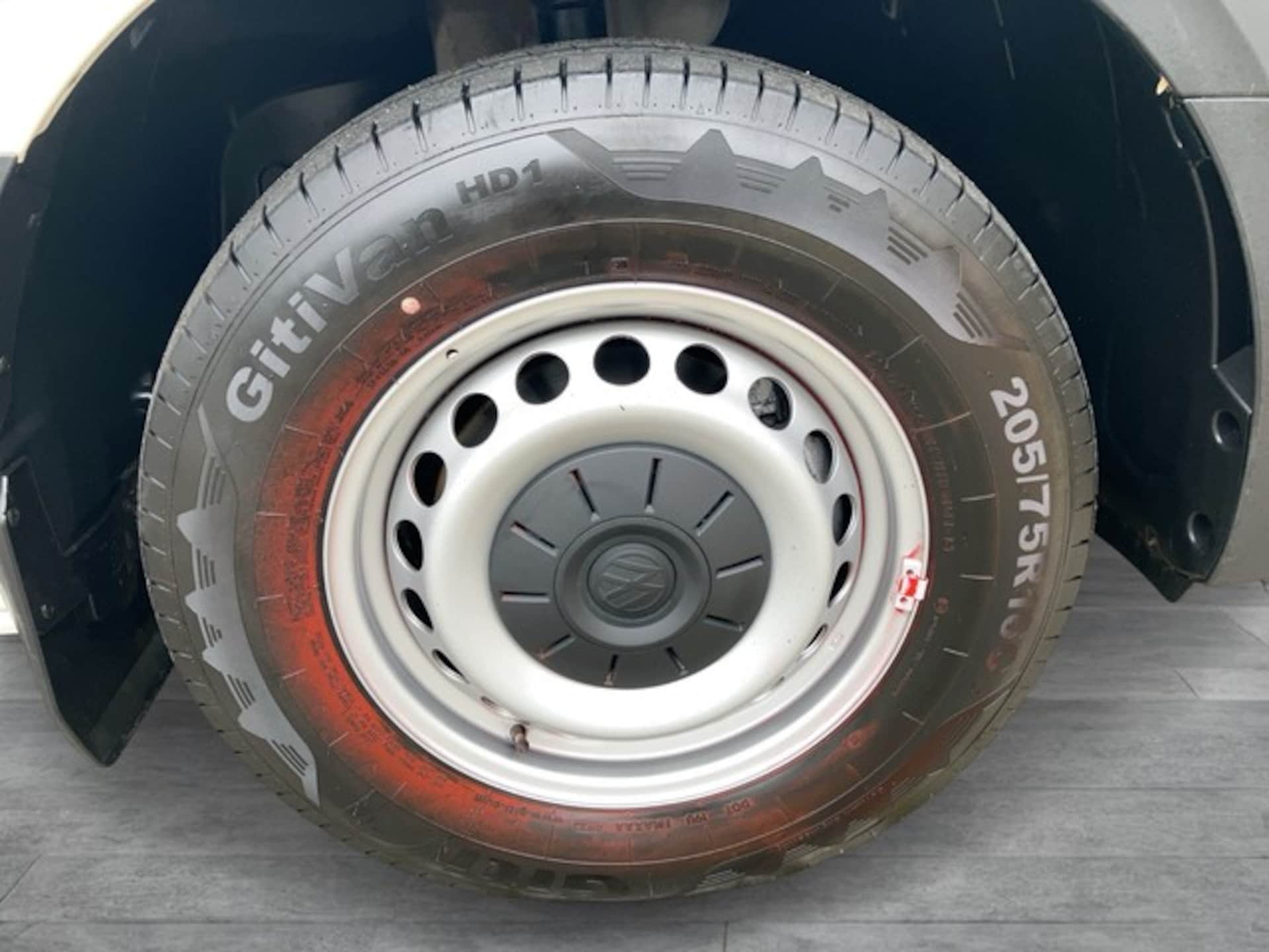 Volkswagen Crafter Kasten langer Radstand