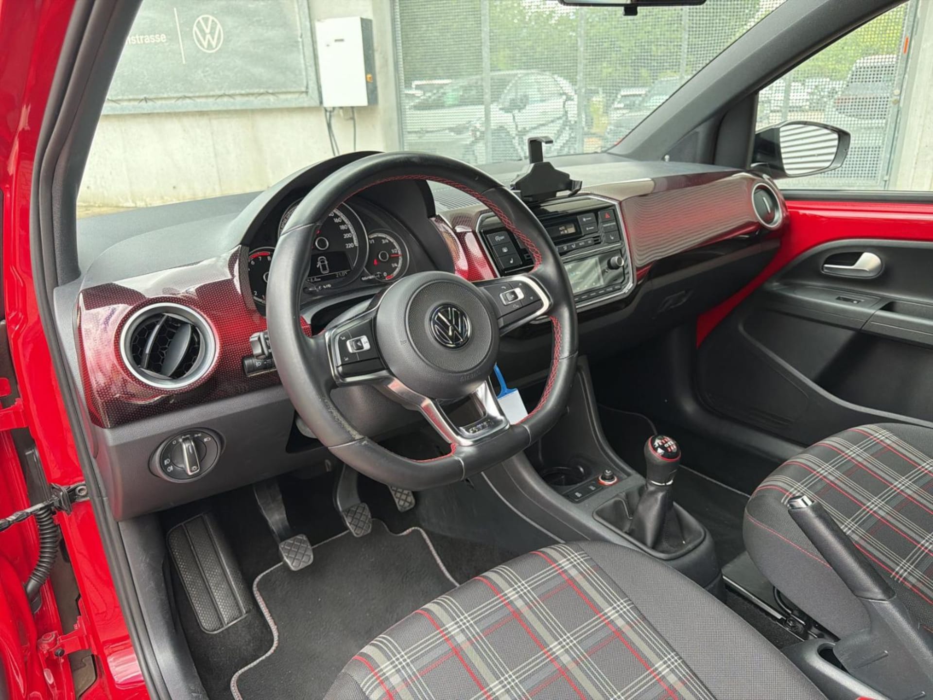 Volkswagen up! GTI