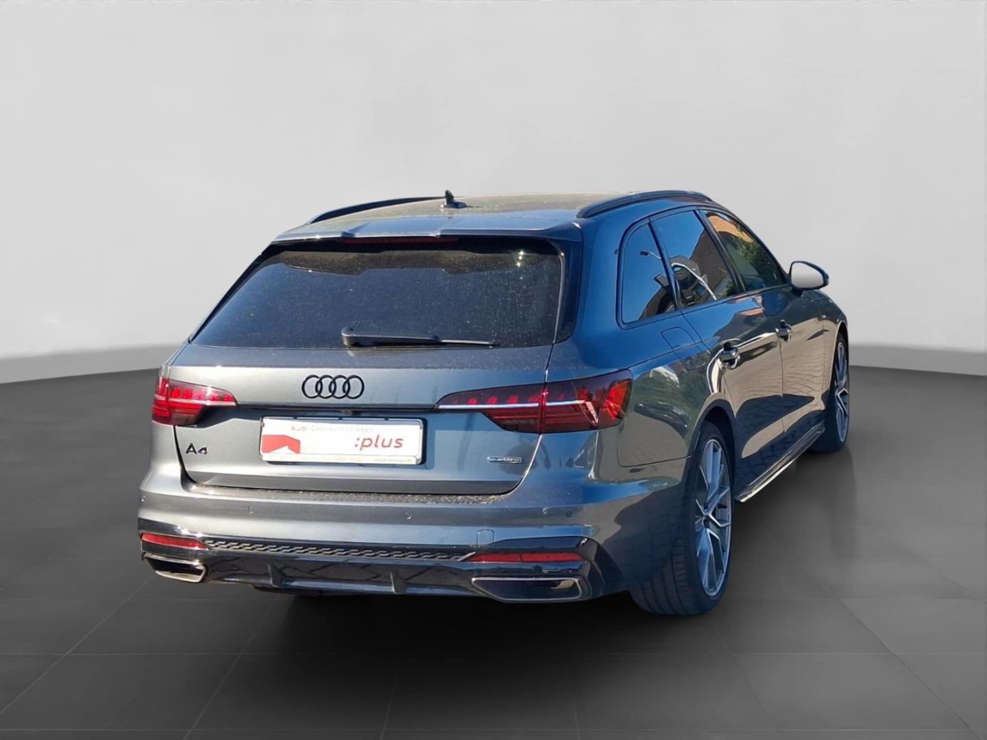 Audi A4 Avant S line