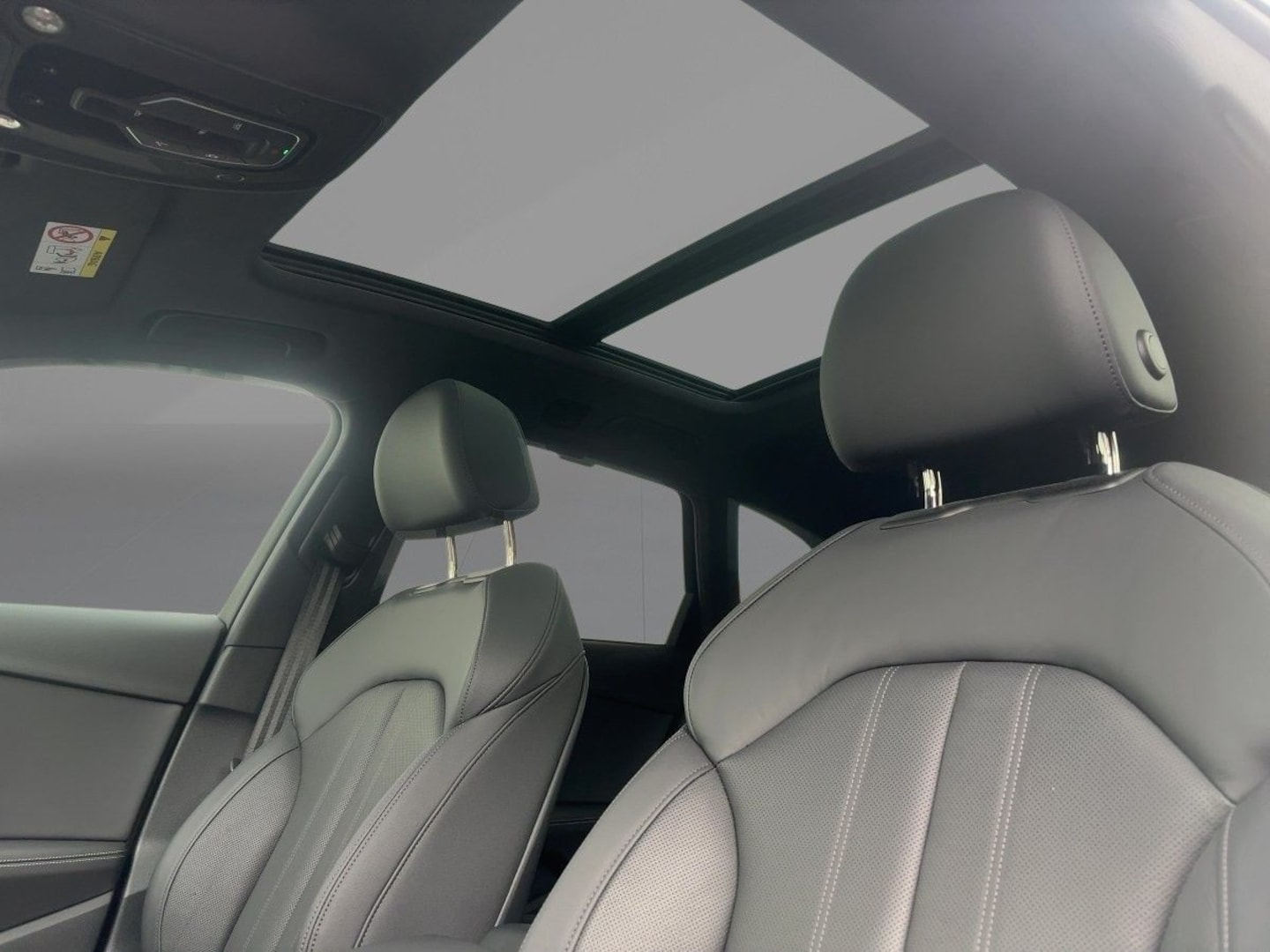 Bild über Audi RS 4 Avant TFSI quattro tiptronic - für weitere Informationen kontaktieren Sie den Audi Partner