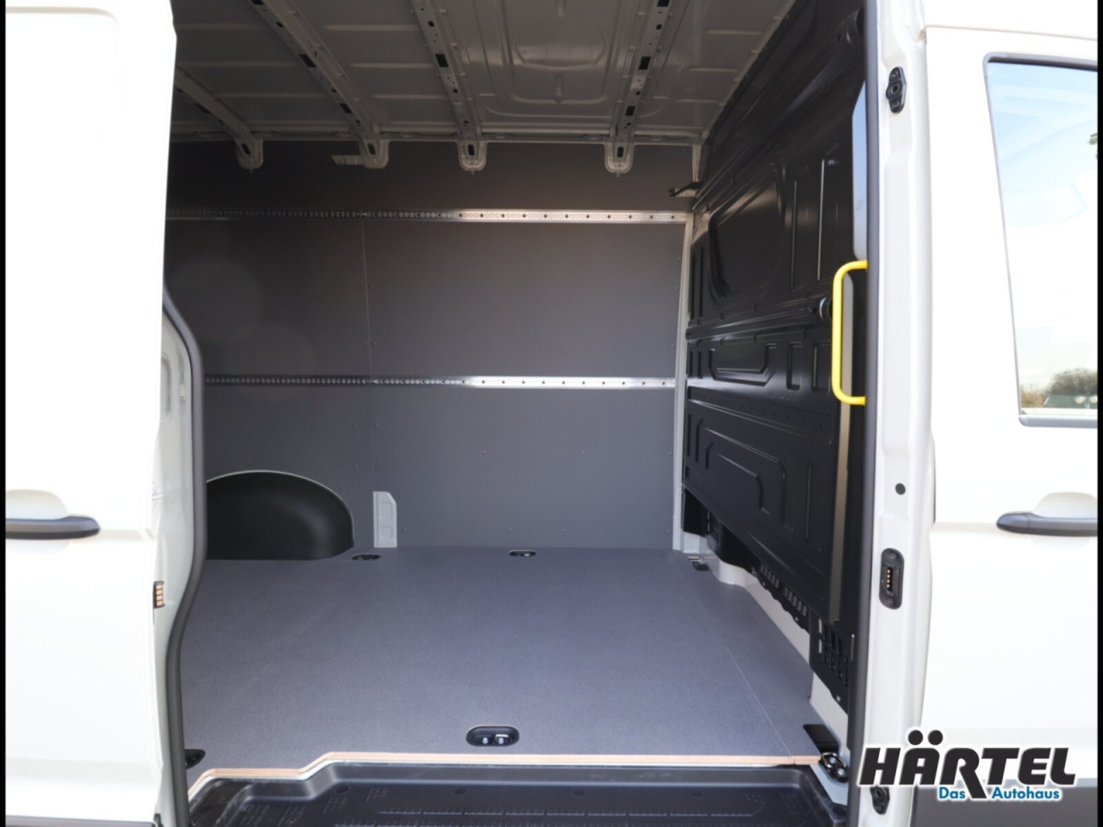 Volkswagen Crafter Kasten mittlerer Radstand – Bild 11
