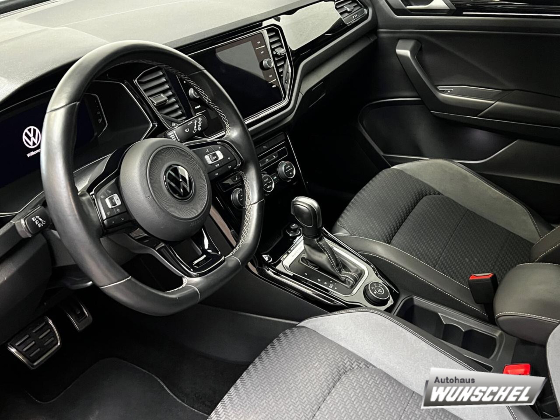 Volkswagen T-Roc R
