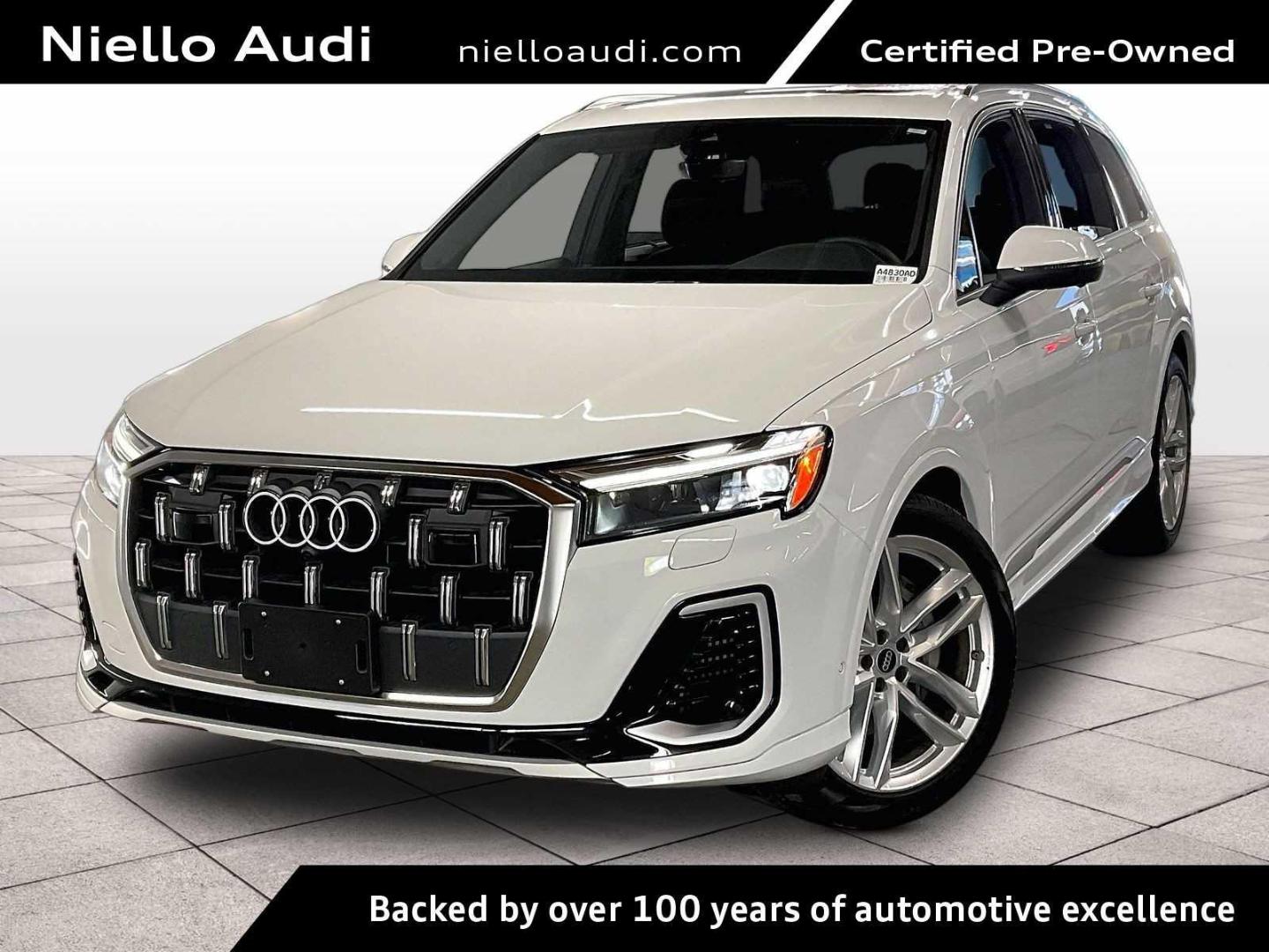 2025 Audi Q7 55 Premium Plus quattro Tiptronic's photo