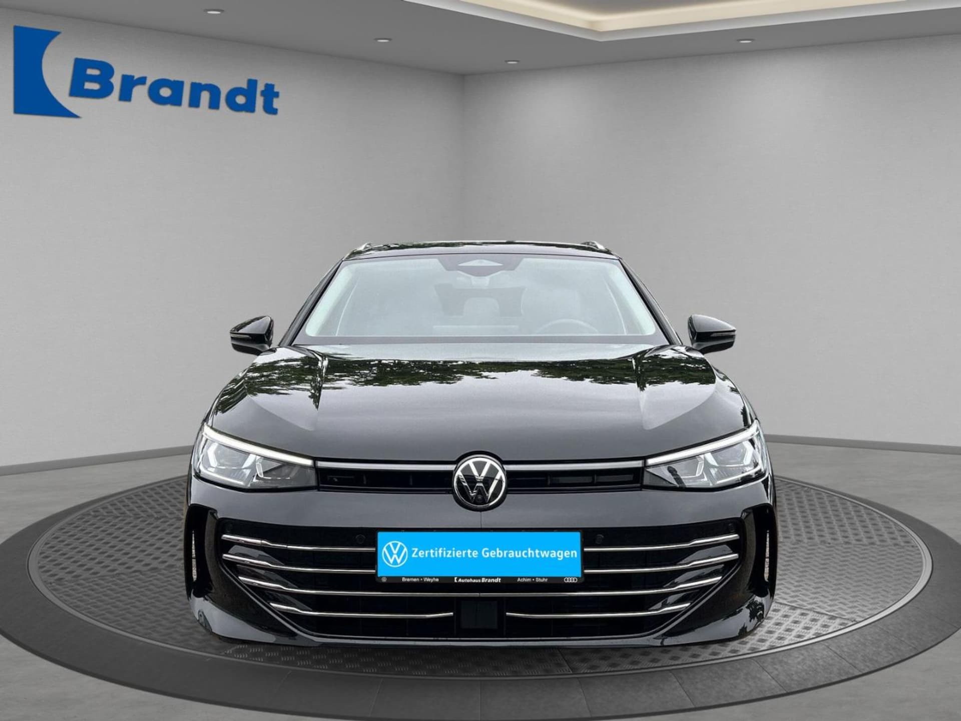Volkswagen Passat Elegance