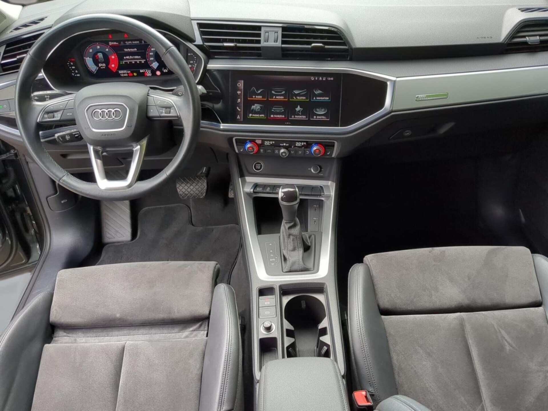 Audi Q3 Sportback S line