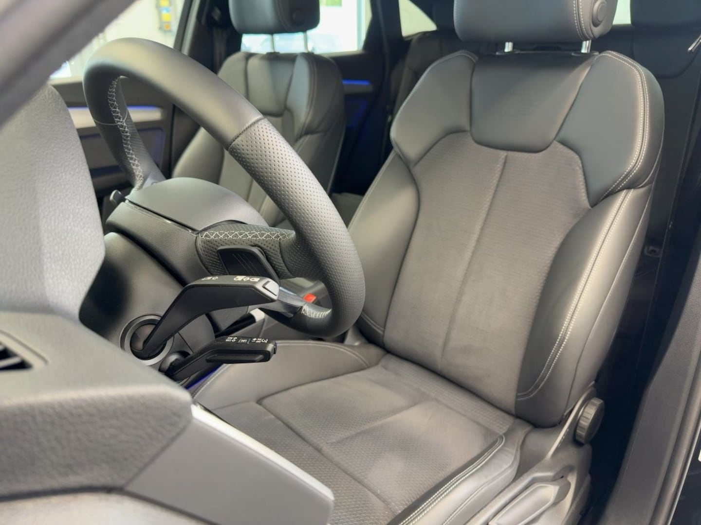 Bild über Audi Q5 Sportback 40 TDI quattro S tronic - für weitere Informationen kontaktieren Sie den Audi Partner