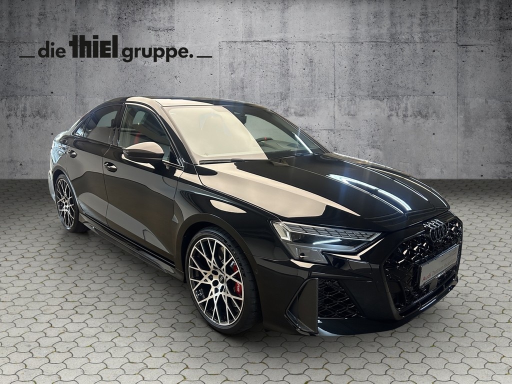 Image about Audi RS 3 Limousine TFSI quattro S tronic