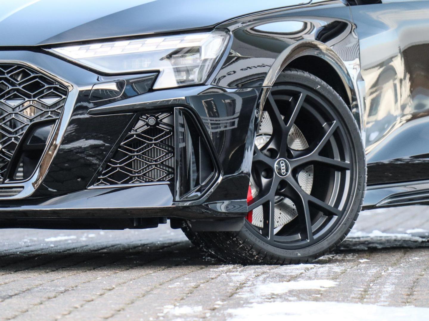 Image about Audi RS 3 Sportback TFSI quattro S tronic