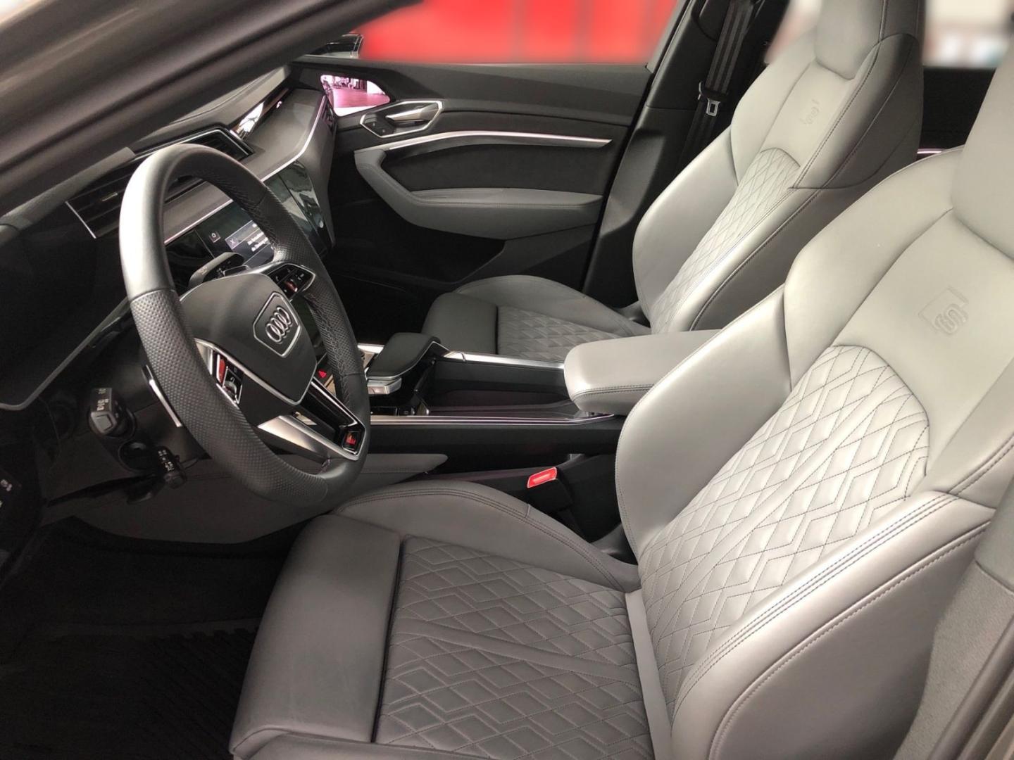Image about Audi Q8 Sportback e-tron S line 55 e-tron quattro