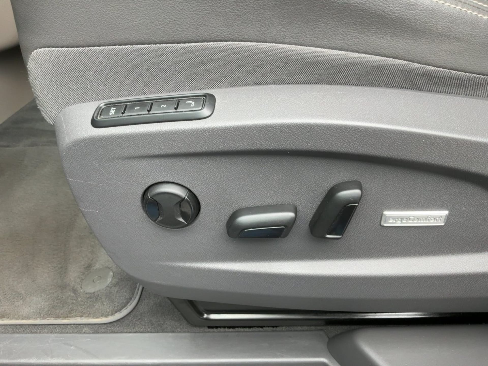Volkswagen Multivan Style