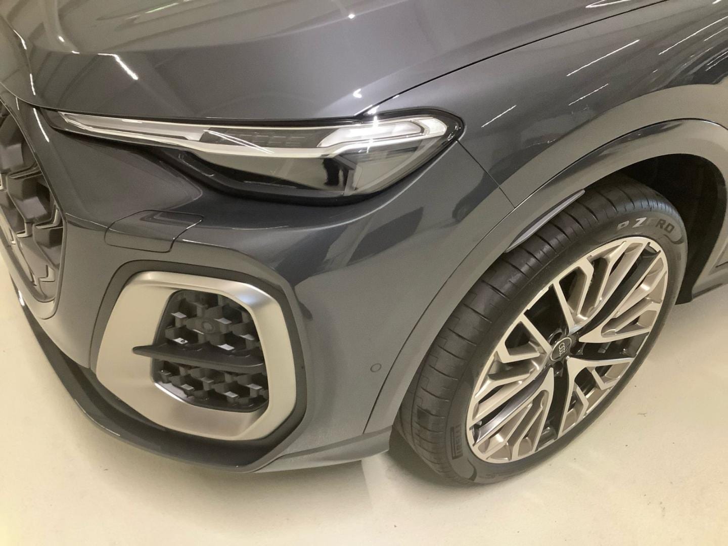 Bild über Audi Q5 Sportback TFSI quattro 150 kW S tronic - für weitere Informationen kontaktieren Sie den Audi Partner