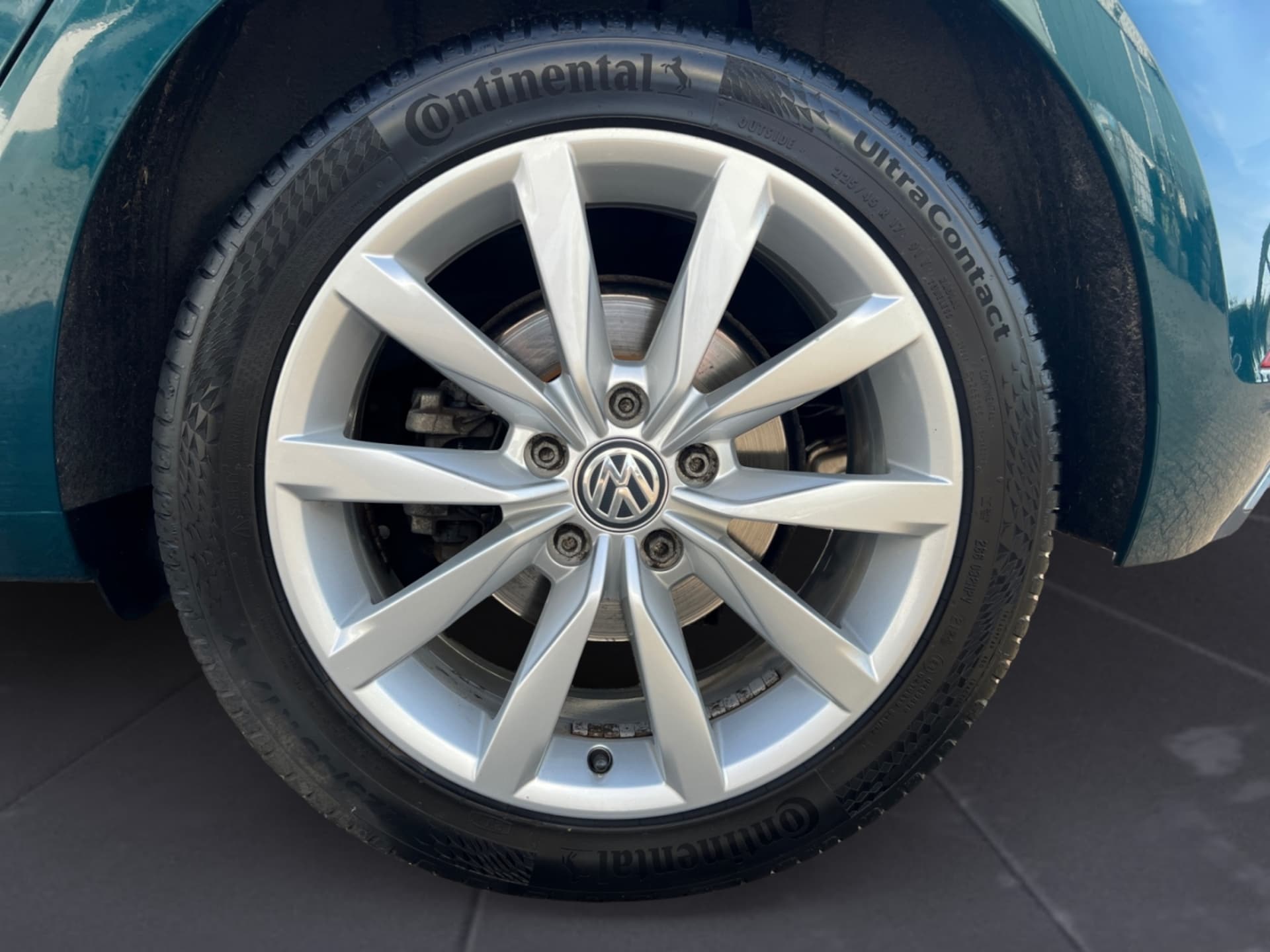 Volkswagen Golf Highline