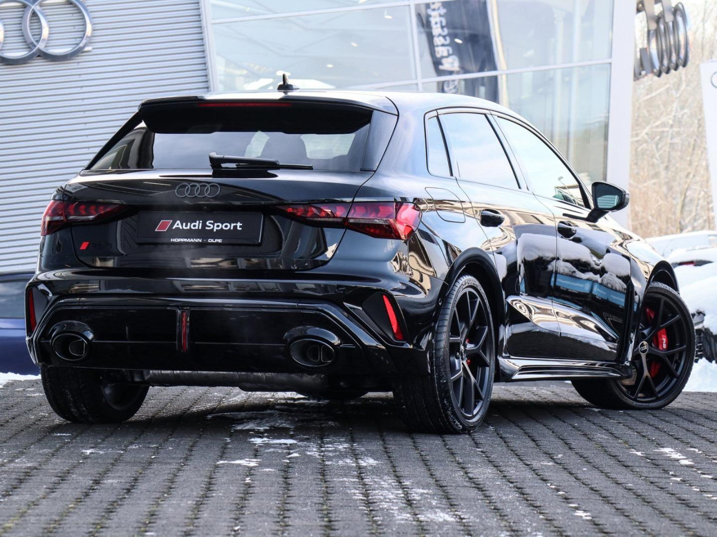 Image about Audi RS 3 Sportback TFSI quattro S tronic