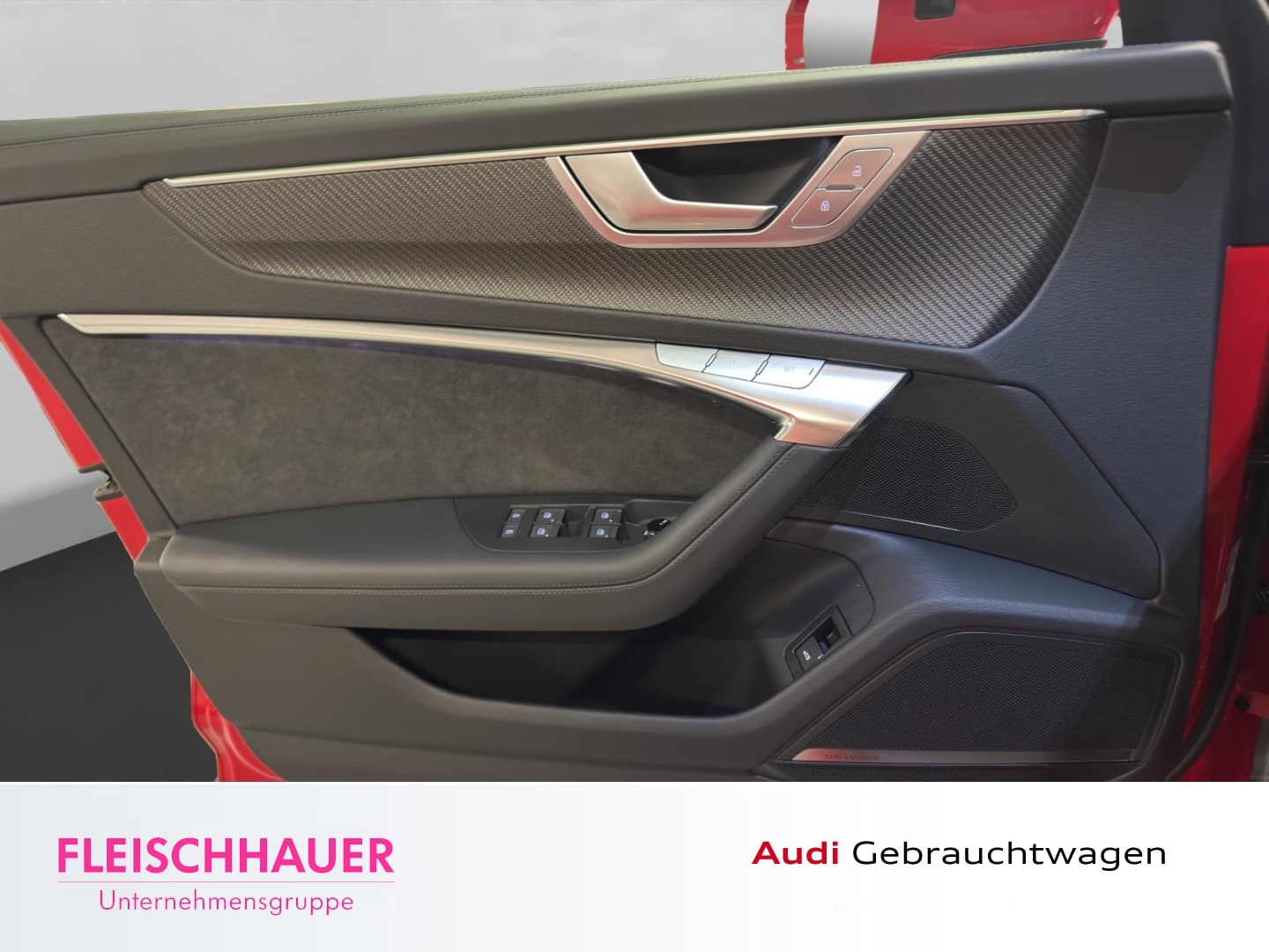 Bild über Audi RS 6 Avant TFSI quattro tiptronic - für weitere Informationen kontaktieren Sie den Audi Partner