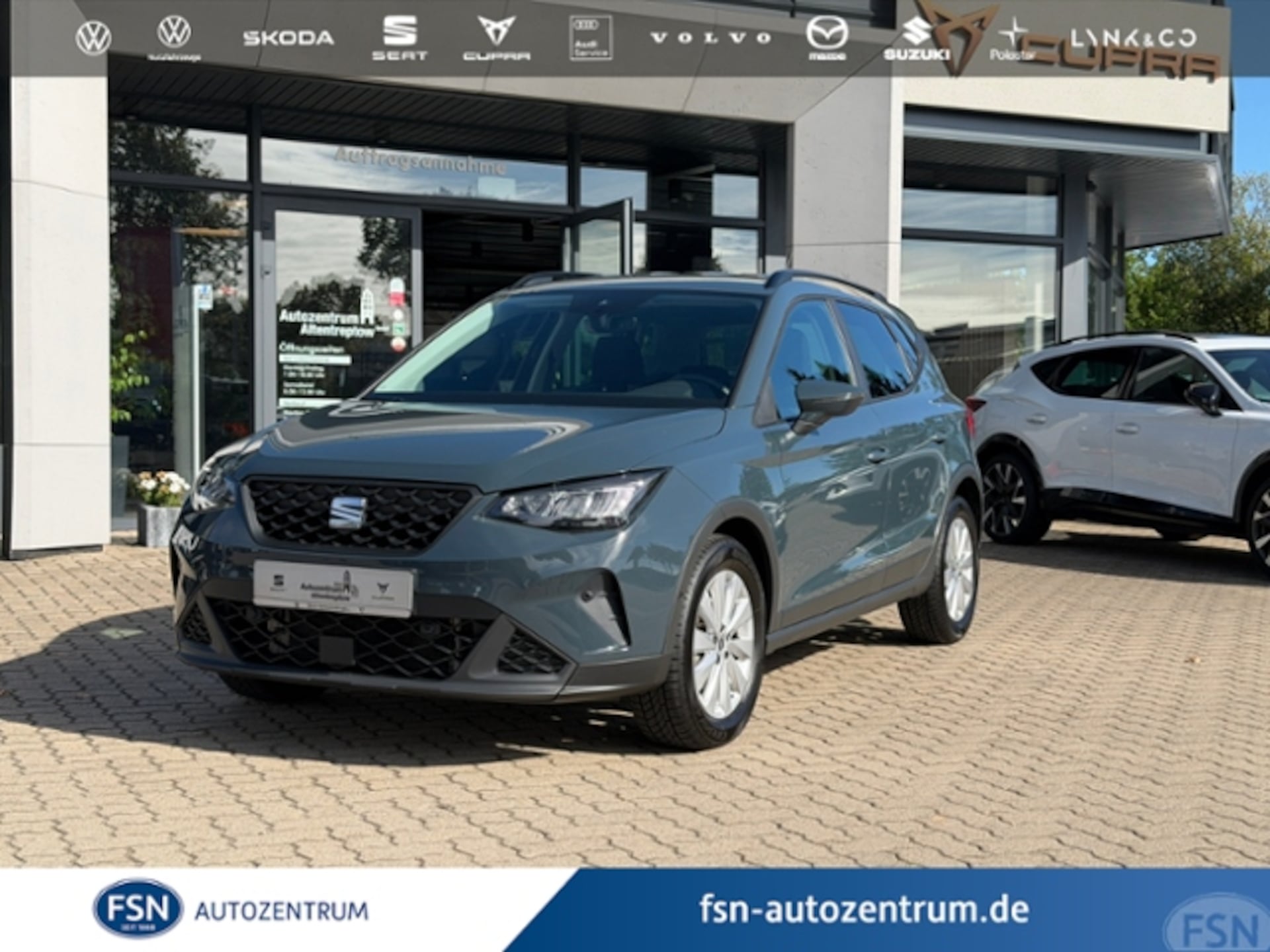Seat Arona — SEAT Arona 1,0 TSI 85KW DSG SHZ KLIMA LED FULL LINK