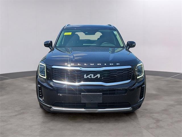 Used 2022 Kia Telluride S with VIN 5XYP6DHC3NG271476 for sale in Stratham, NH
