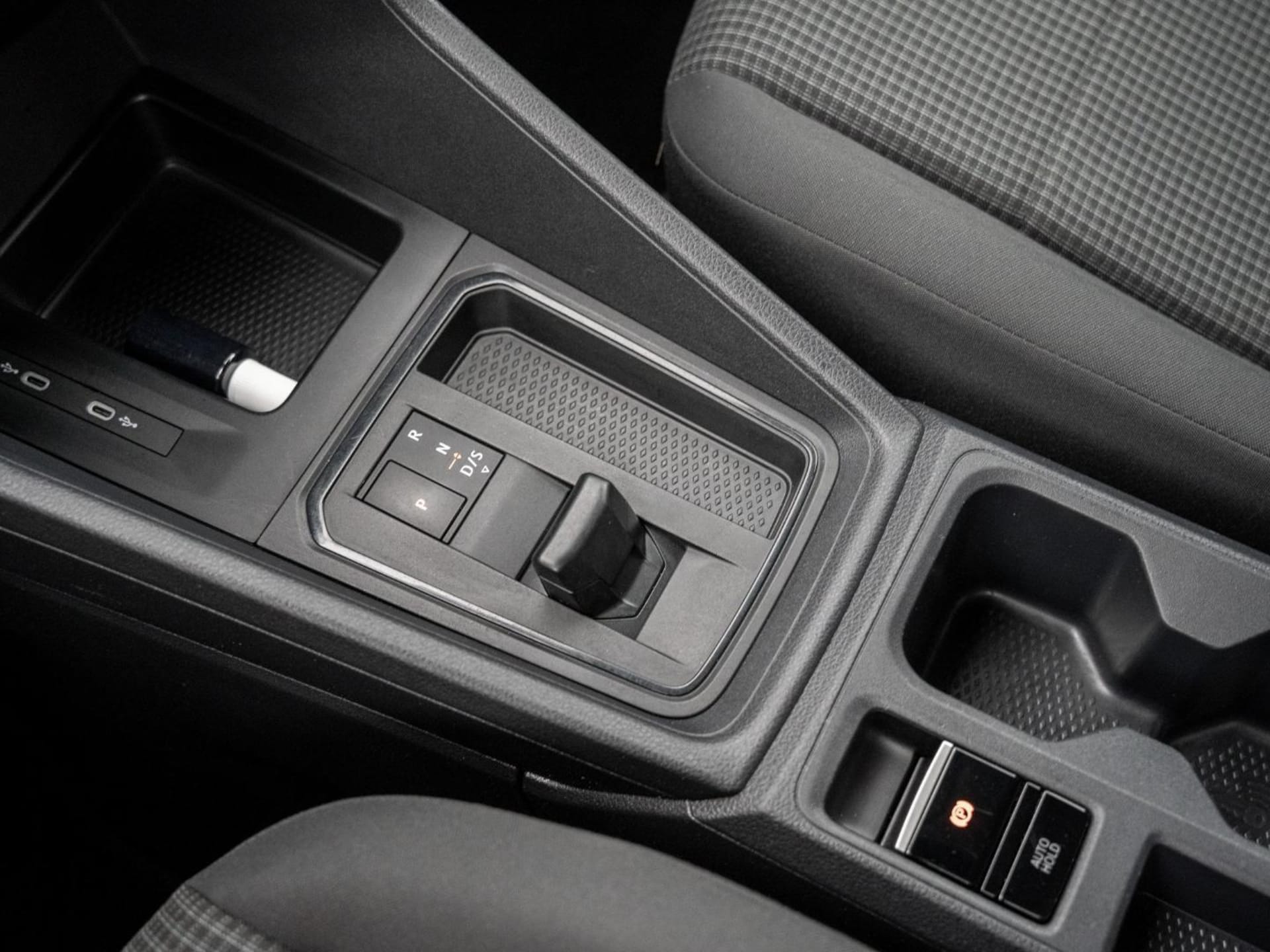 Volkswagen Caddy Maxi Basis-Modell