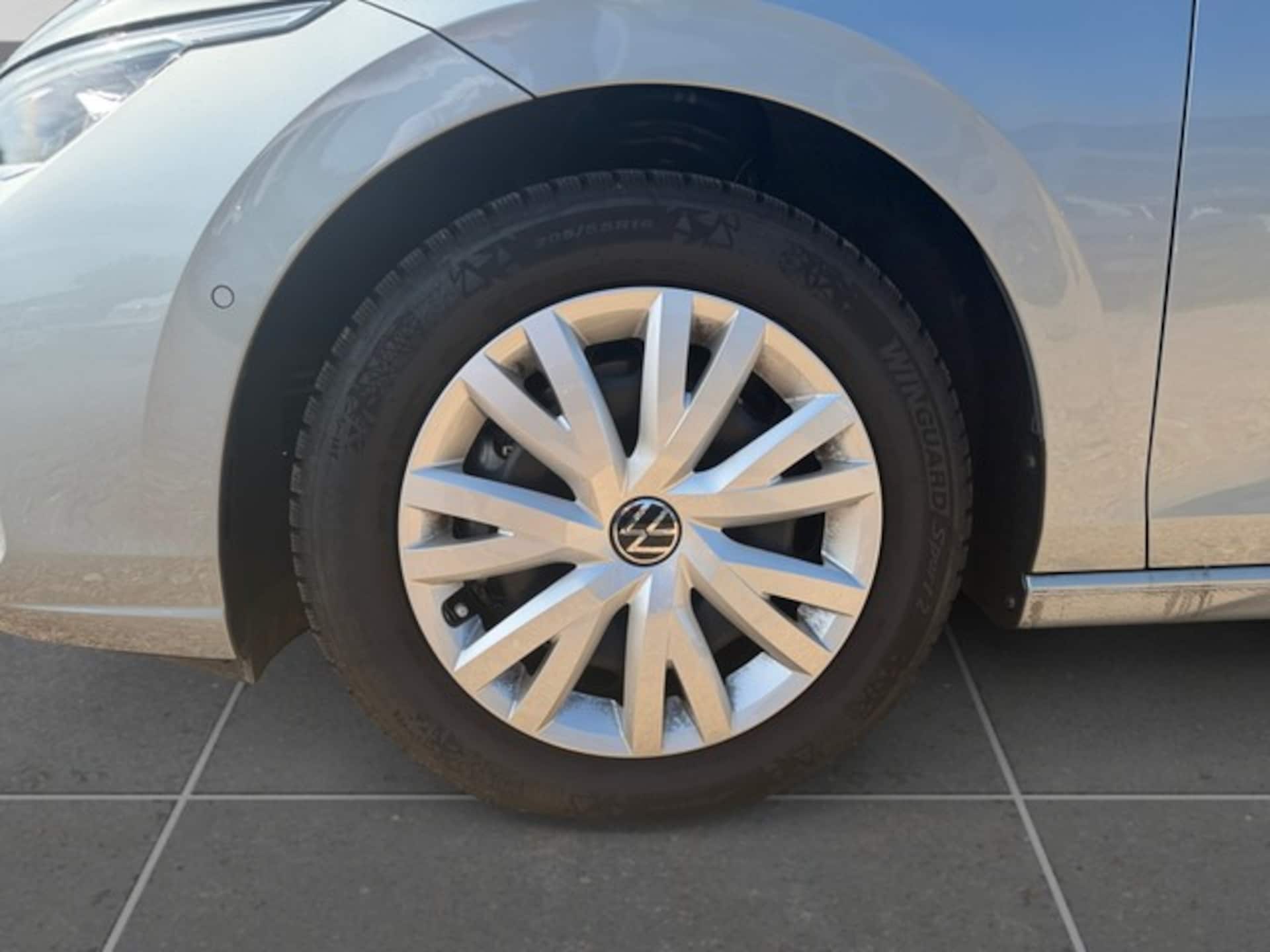 Volkswagen Golf Variant Style