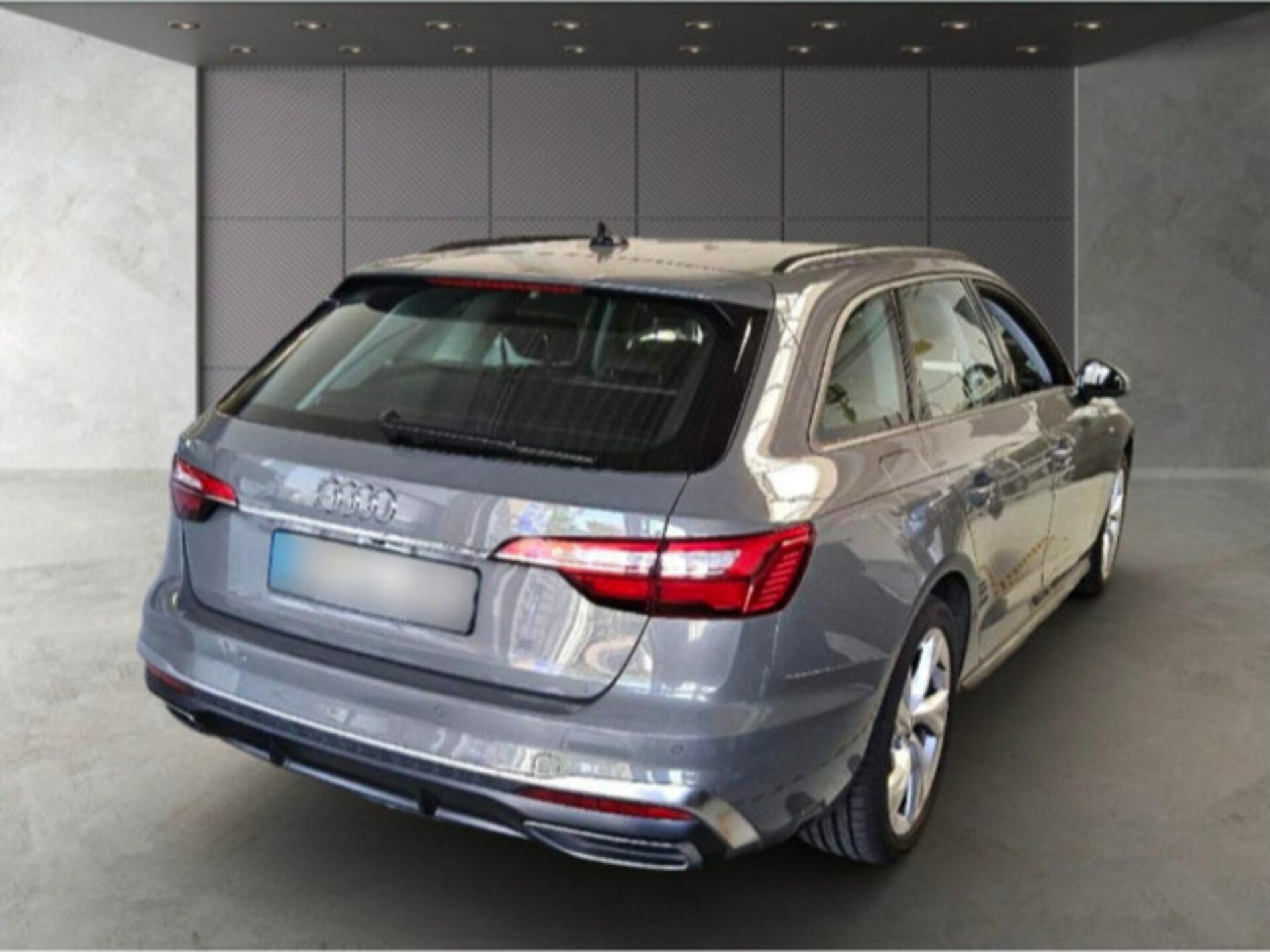 Audi A4 Avant S line