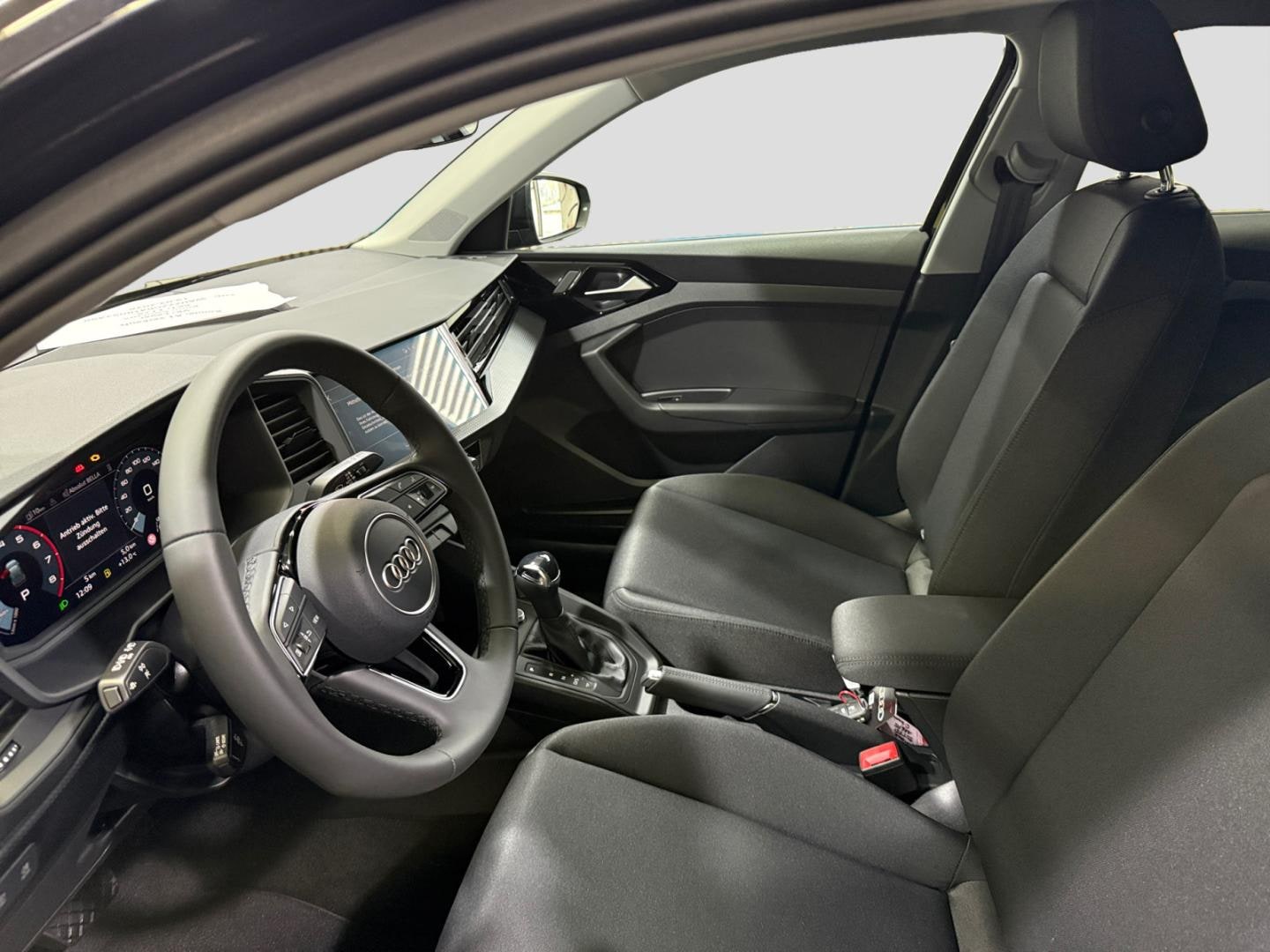 Bild über Audi A1 Sportback advanced 30 TFSI S tronic - für weitere Informationen kontaktieren Sie den Audi Partner
