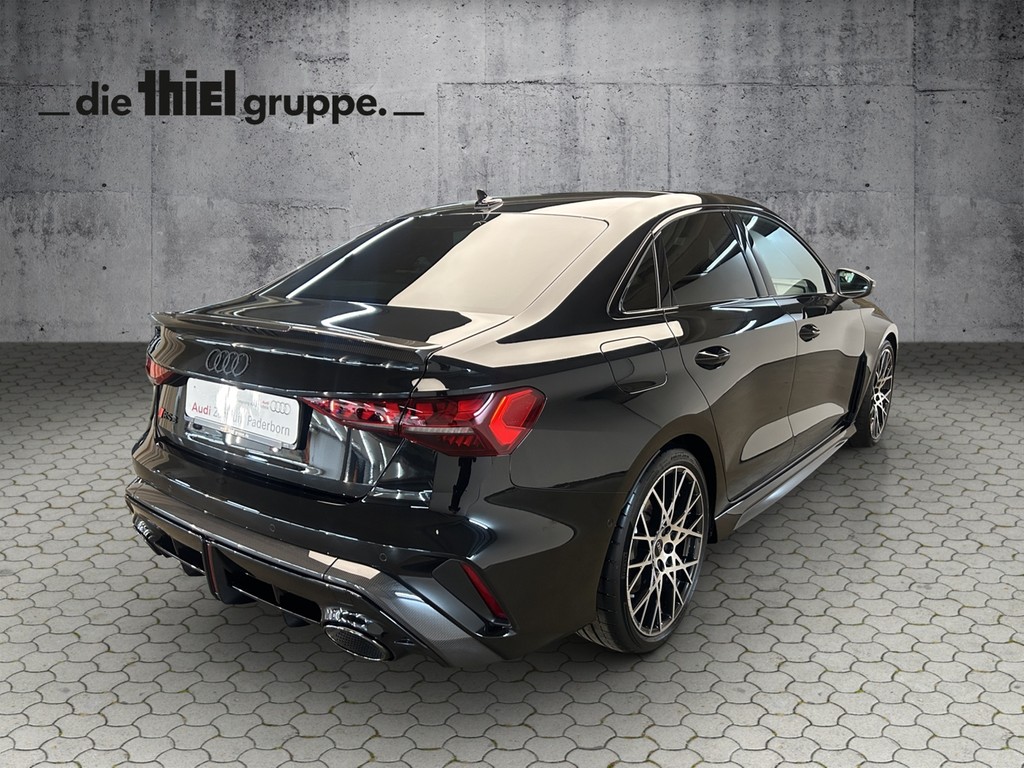 Image about Audi RS 3 Limousine TFSI quattro S tronic