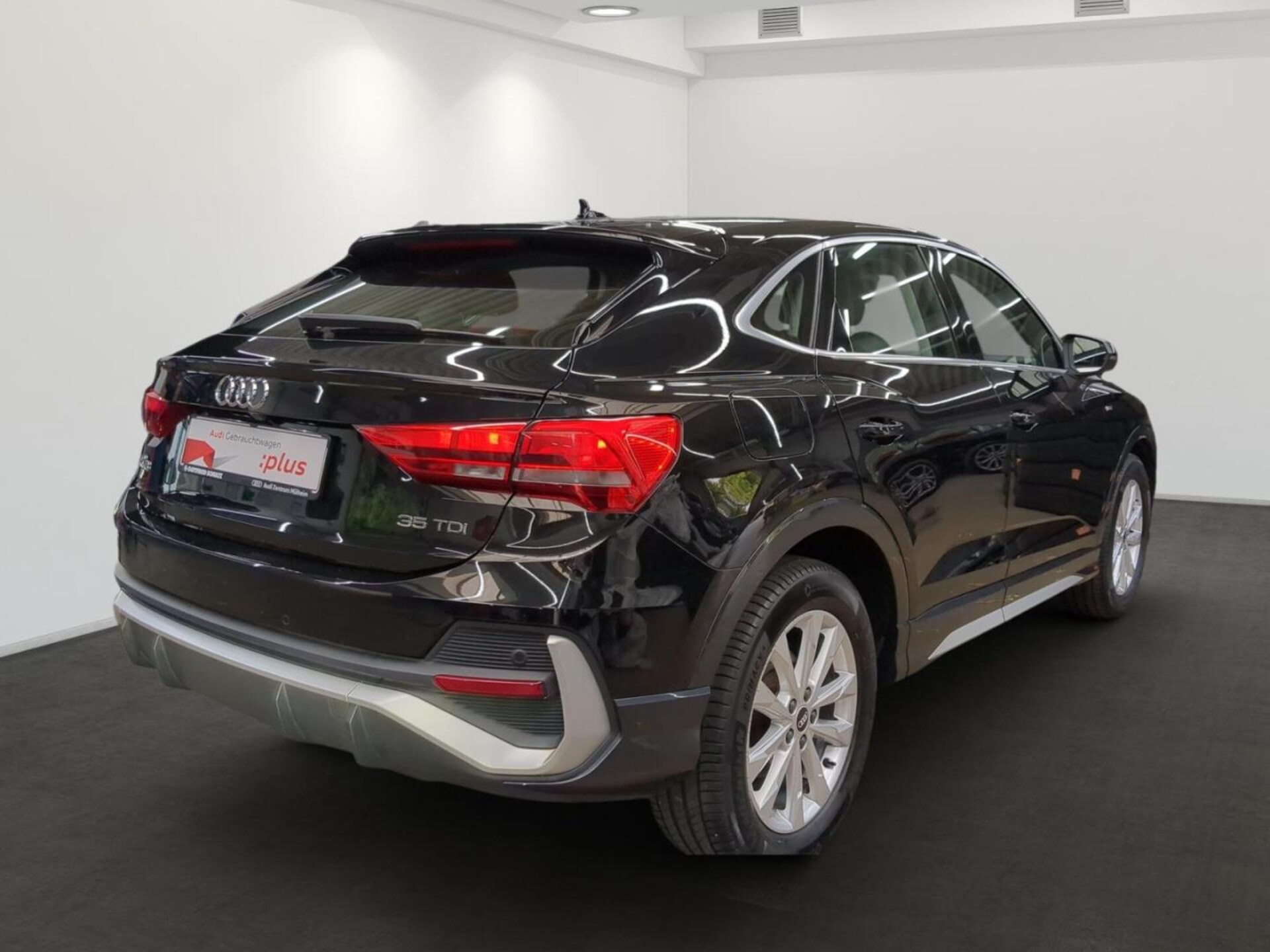 Audi Q3 Sportback S line