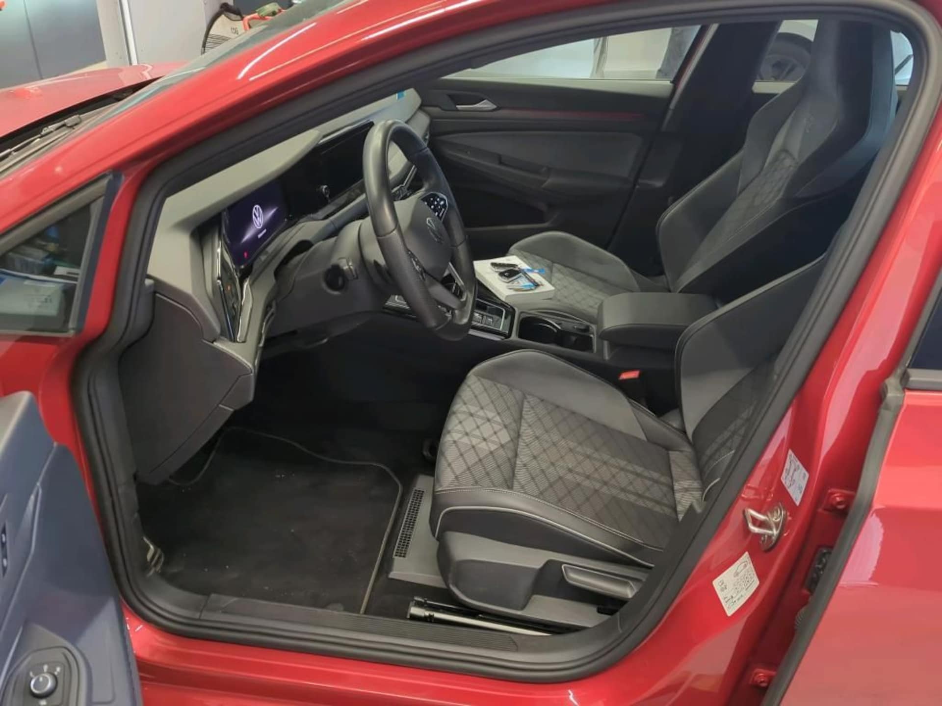 Volkswagen Golf R-Line