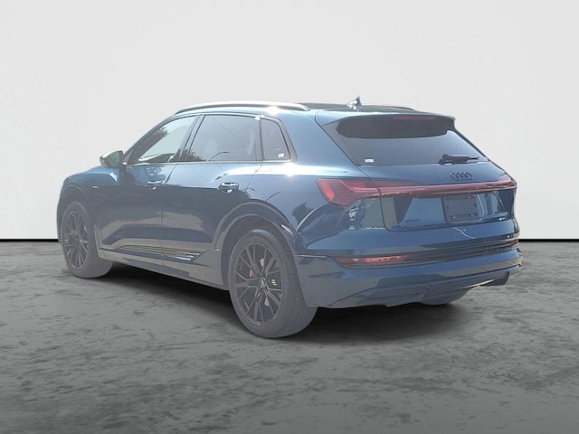 2022 Audi e-tron