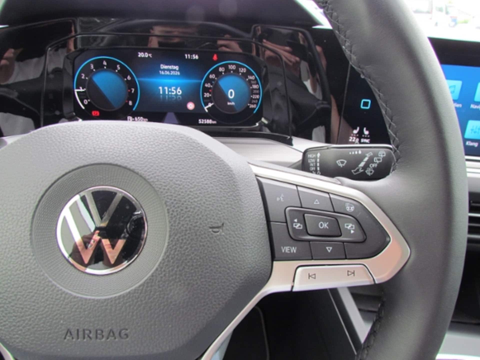 Volkswagen Golf Variant Style