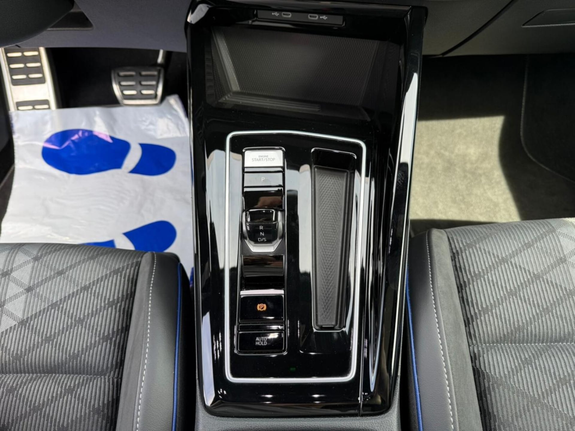 Volkswagen Golf Variant R-Line
