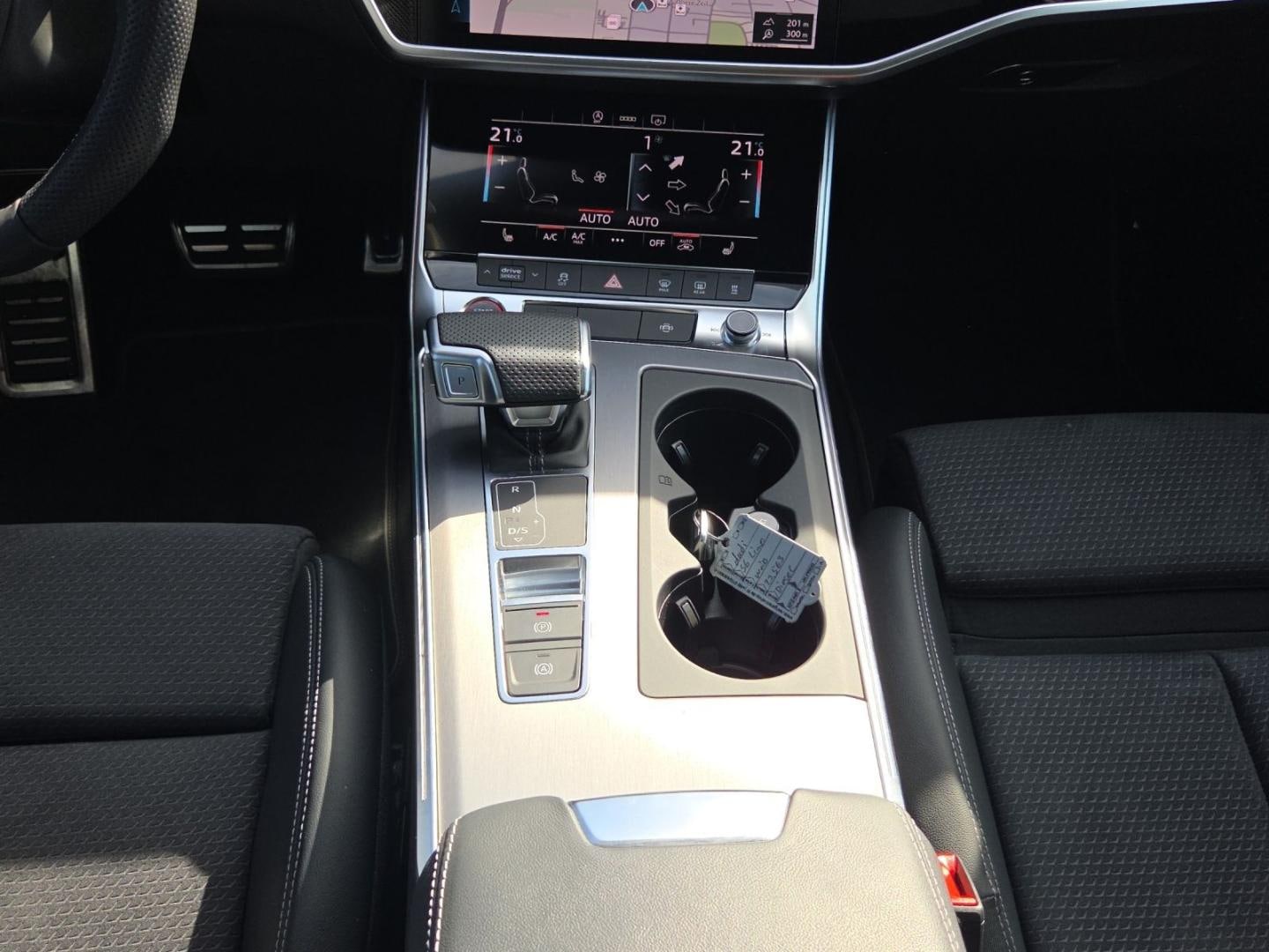 Bild über Audi S6 Limousine TDI quattro tiptronic - für weitere Informationen kontaktieren Sie den Audi Partner