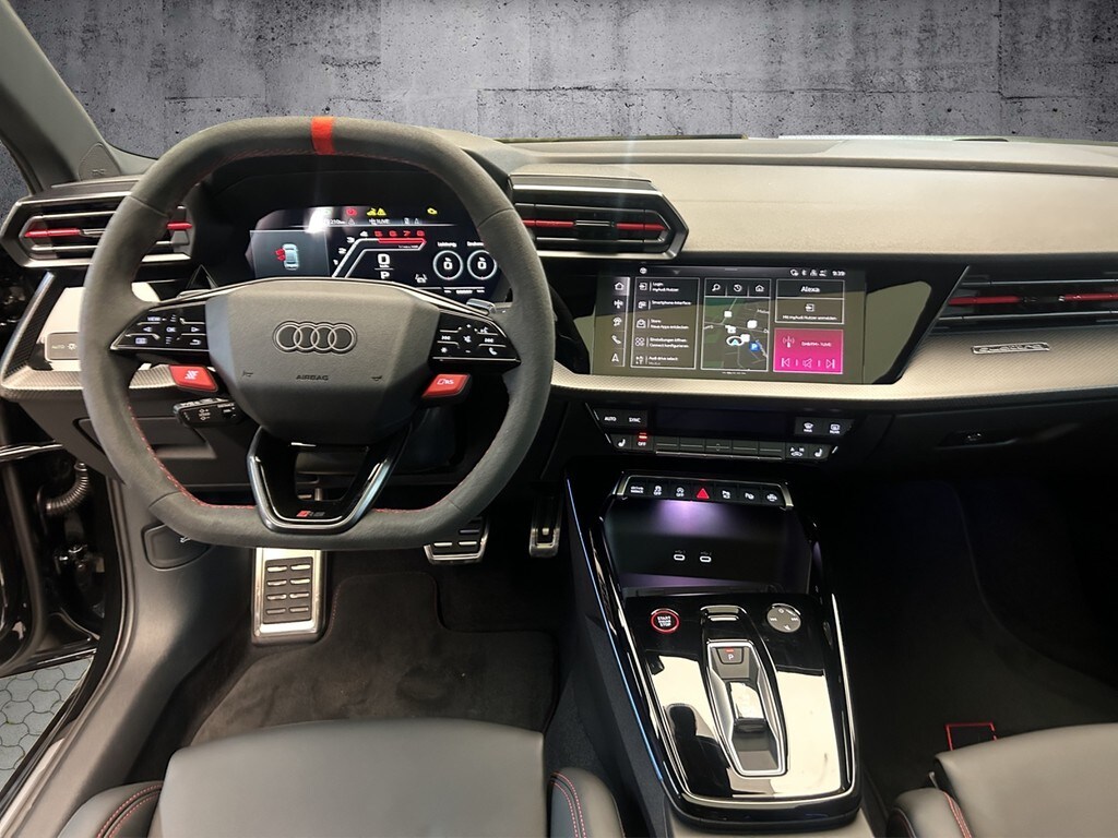 Image about Audi RS 3 Limousine TFSI quattro S tronic