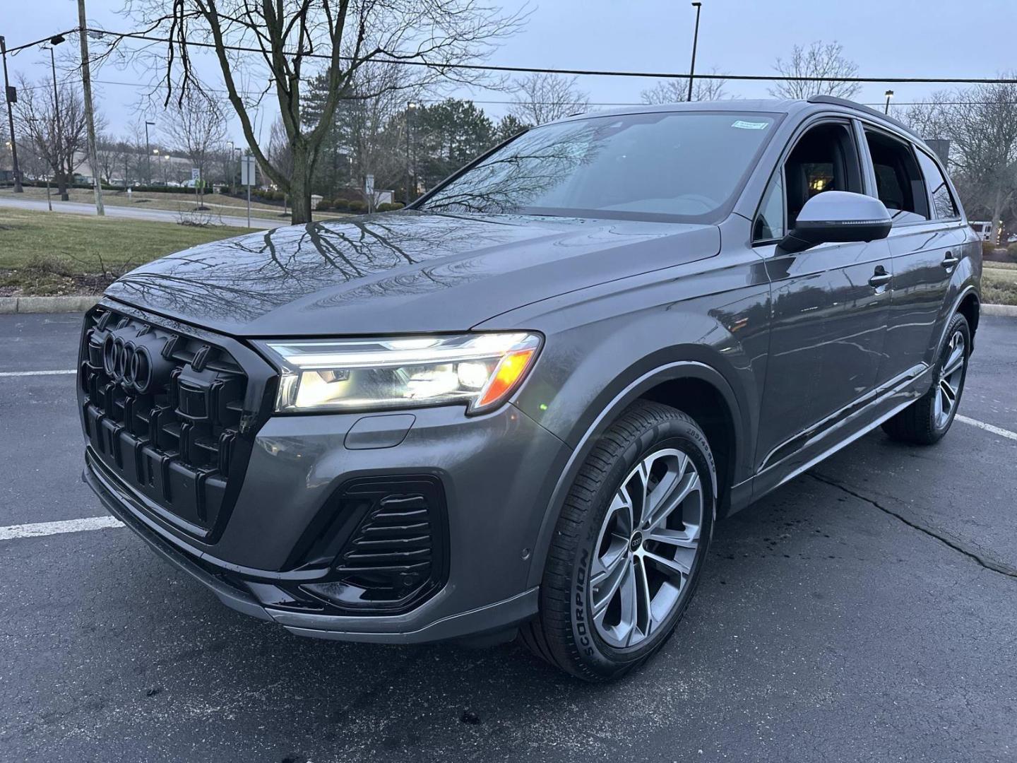2026 Audi Q7 45 Premium quattro Tiptronic's photo