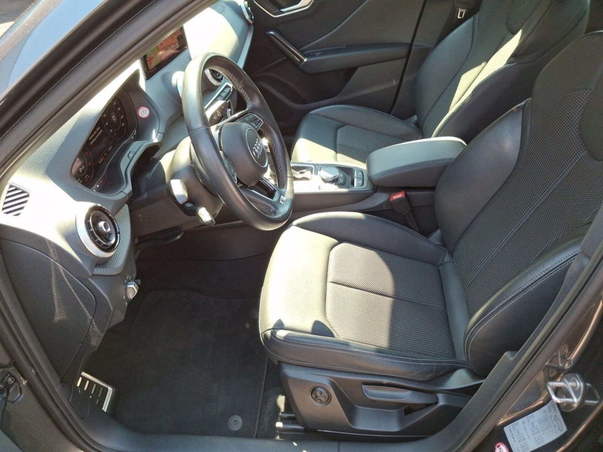 Audi Q2 S line