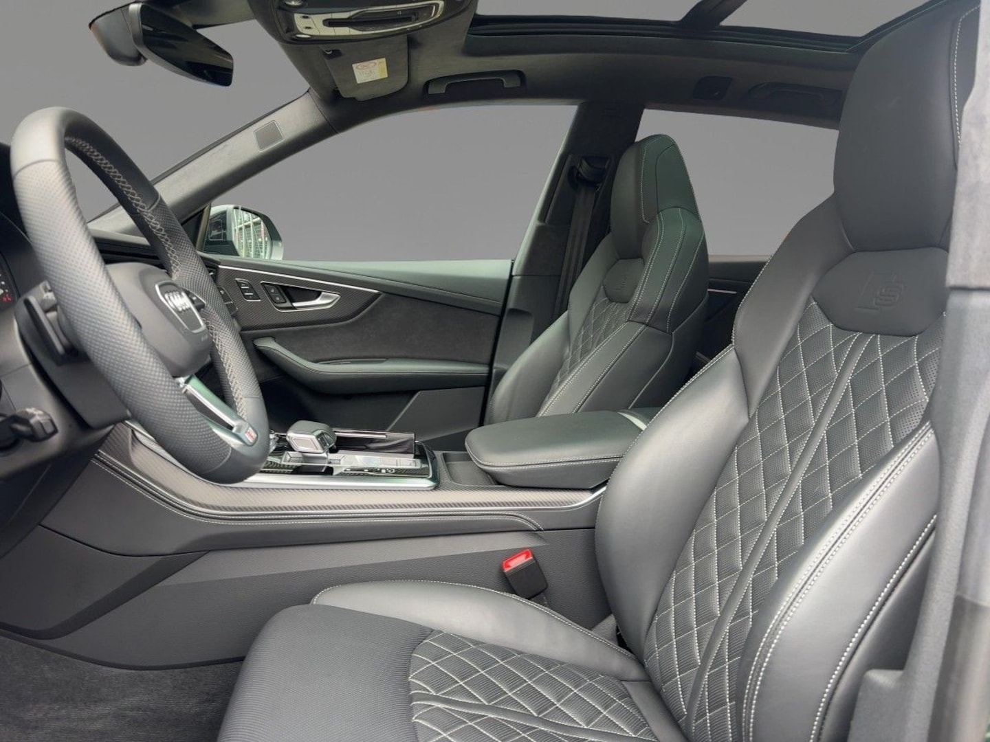 Bild über Audi Q8 SUV 55 TFSI quattro tiptronic - für weitere Informationen kontaktieren Sie den Audi Partner