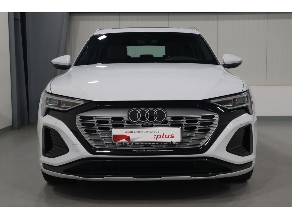 Image about Audi Q8 Sportback e-tron S line 50 e-tron quattro 250 kW