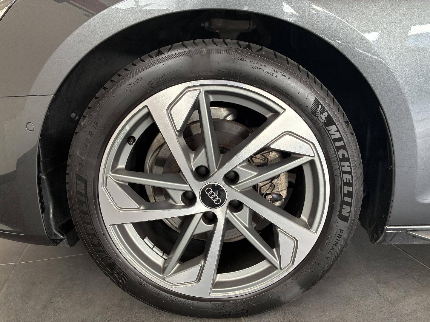 Image about Audi A4 Avant S Line 35 TFSI 110 kW (150 ch) S tronic