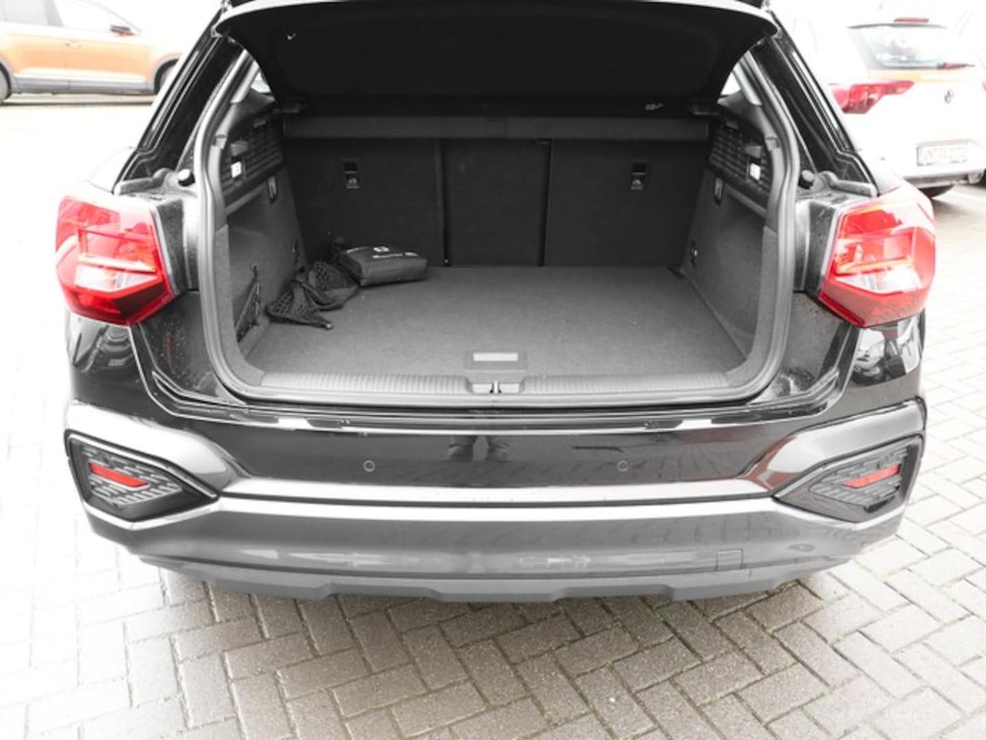 Bild über Audi Q2 advanced 35 TDI S tronic - für weitere Informationen kontaktieren Sie den Audi Partner